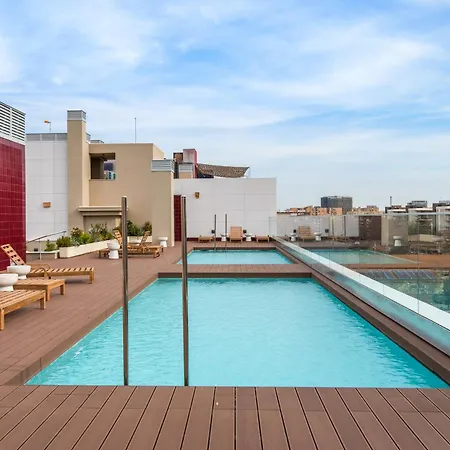 Lägenhet Diagonal Mar Oasis With Pool And Parking Barcelona