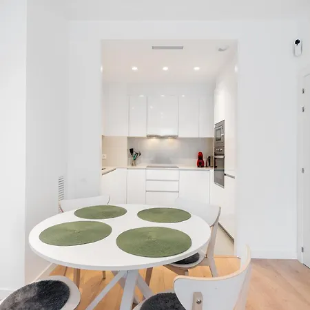 Diagonal Mar Oasis With Pool And Parking Apartament Barcelona
