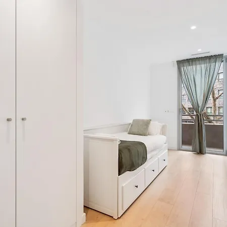 Diagonal Mar Monthly 2br Pools Parking バルセロナ