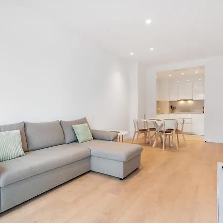 Diagonal Mar Monthly 2br Pools Parking