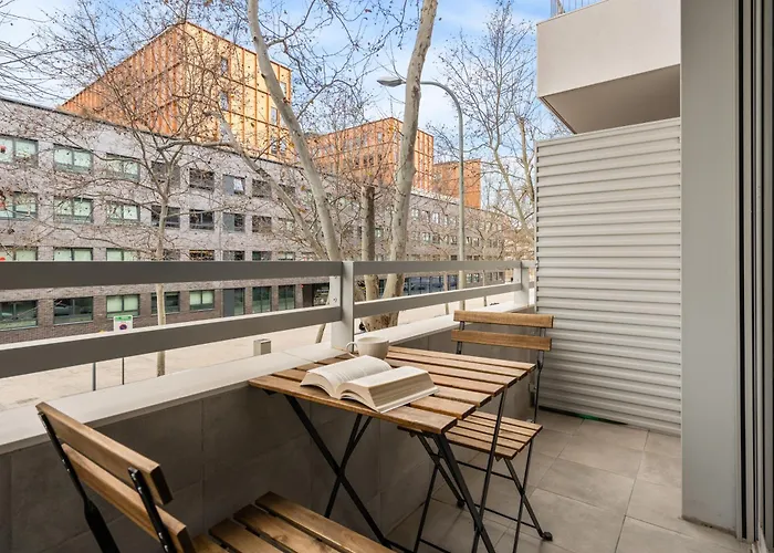 Diagonal Mar Monthly 2br Pools Parking برشلونة