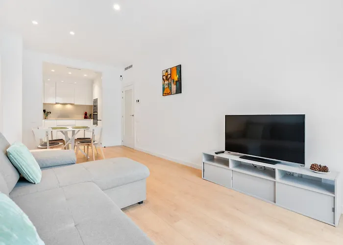 Diagonal Mar Monthly 2br Pools Parking * برشلونة